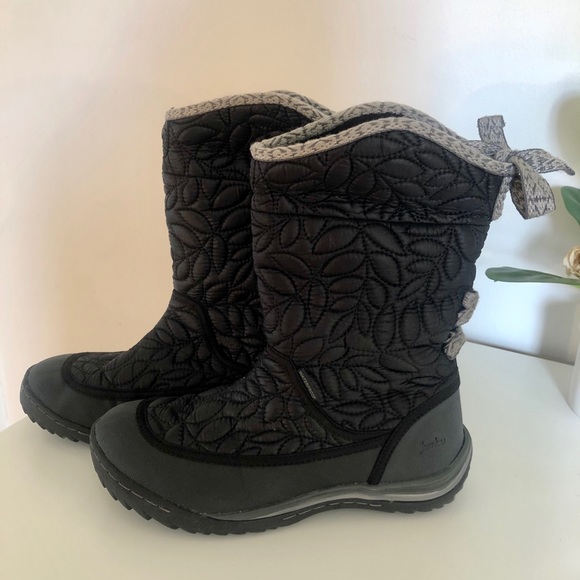 Jambu winter boots with ribbon ties! - Picture 2 of 2